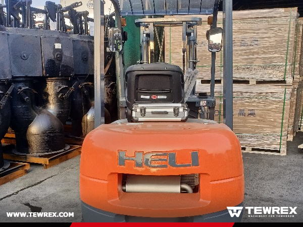 Argentina - 1 Unit HELI CPCD25 Forklift 