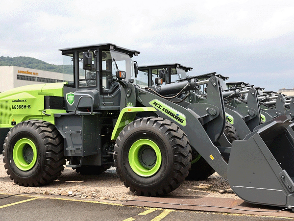 Global Debut - A New Generation Of Loader Equipped With Long-Life Batteries