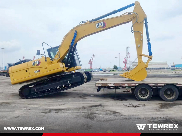 Burundi - 1 CAT 320GX Crawler Excavator