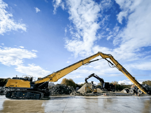 XCMG XE500EHR Building Demolition Machine Shines In Germany